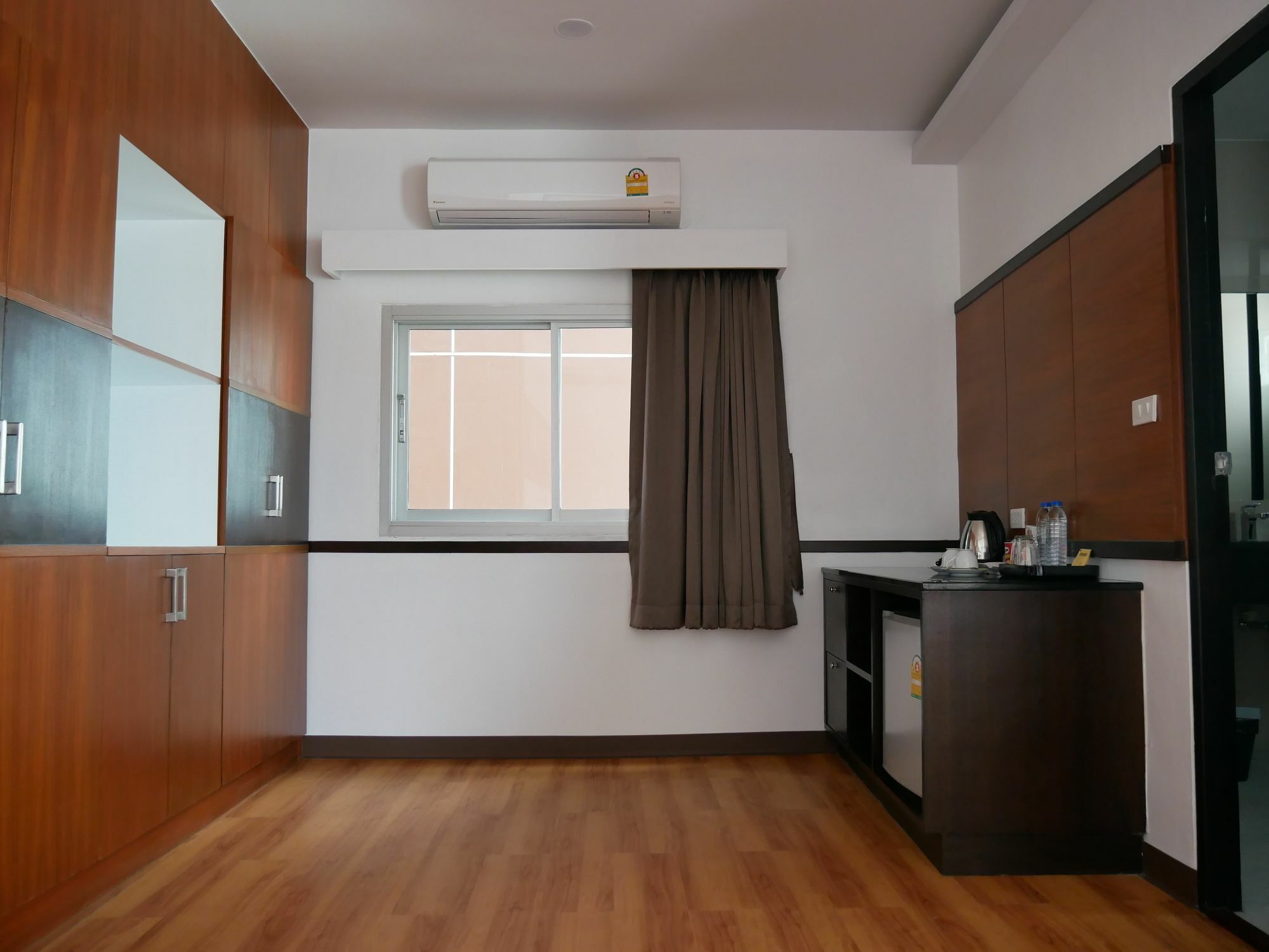 Blu Hotel Nakhon Phanom Exterior foto